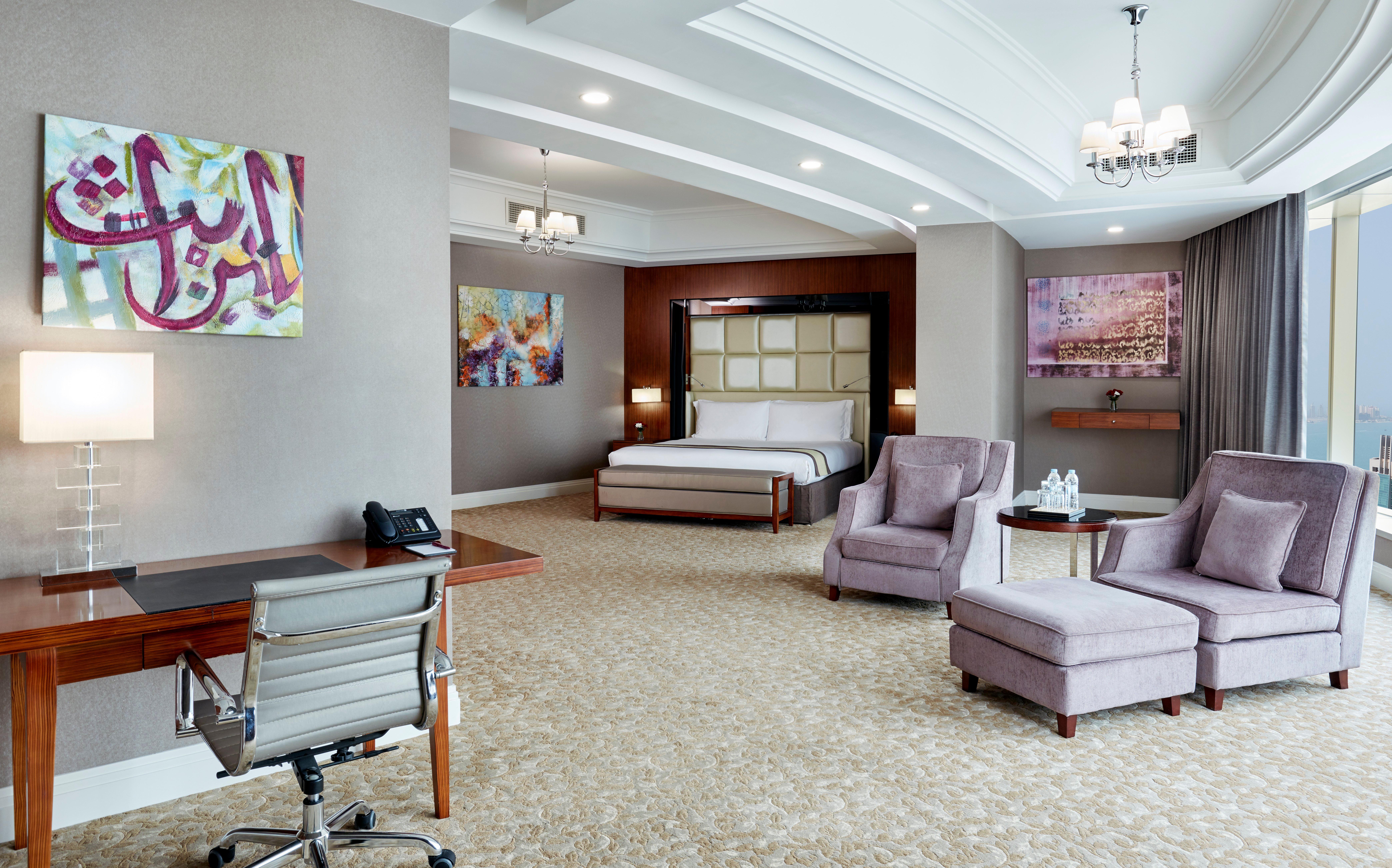 Plaza West Bay 5*